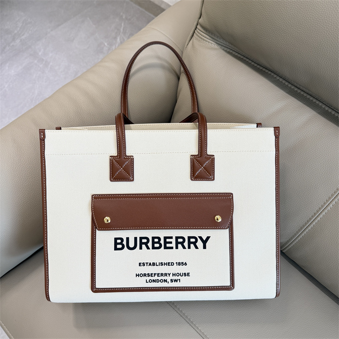burberry freya medium horseferry canvas tote bag